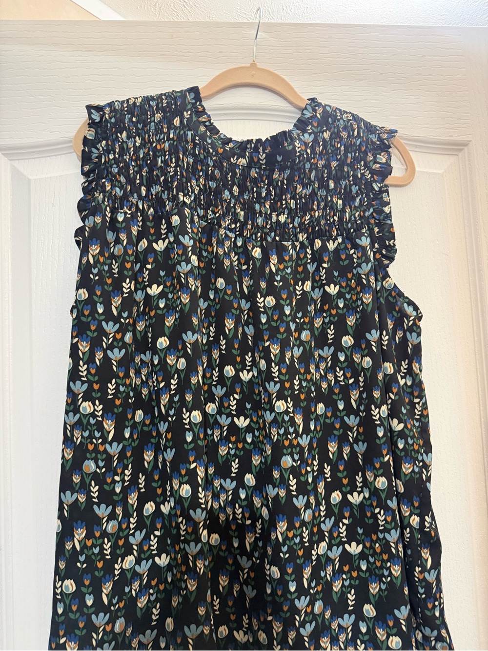 fun 2 fun Black Floral Smocked Neck Sleeveless Top